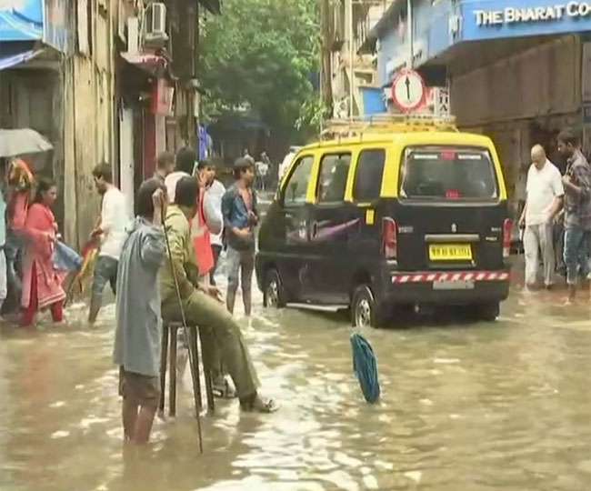 bombaybaris.jpg