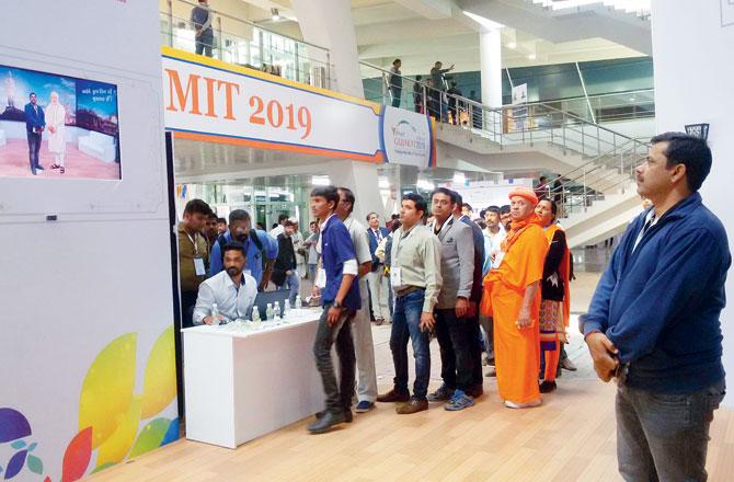 PHOTO-WITH-MODI.jpg