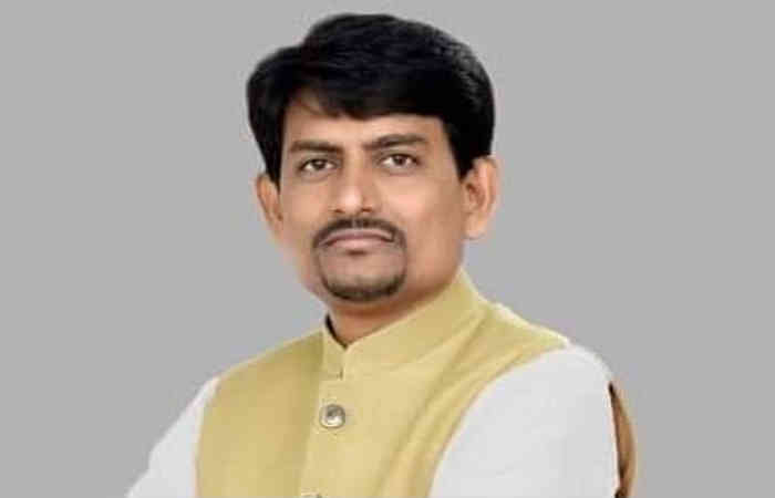 alpesh_thakor.jpeg