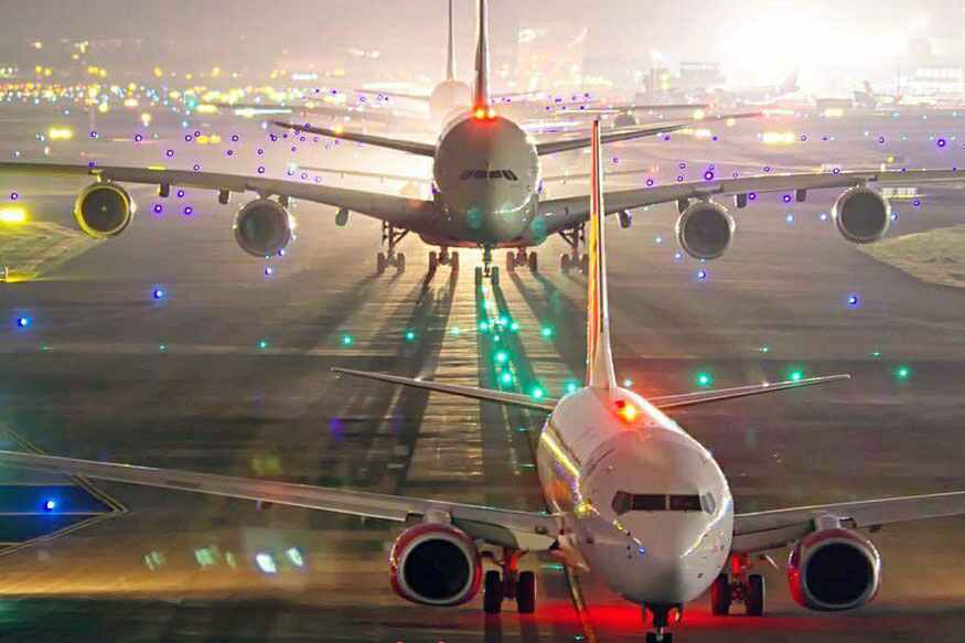 Mumbai_airport_runway.jpg