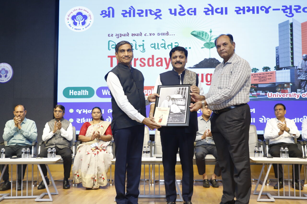 કૈલાશ-હાકીમ-સન્માન.JPG-2-1280x853.jpeg